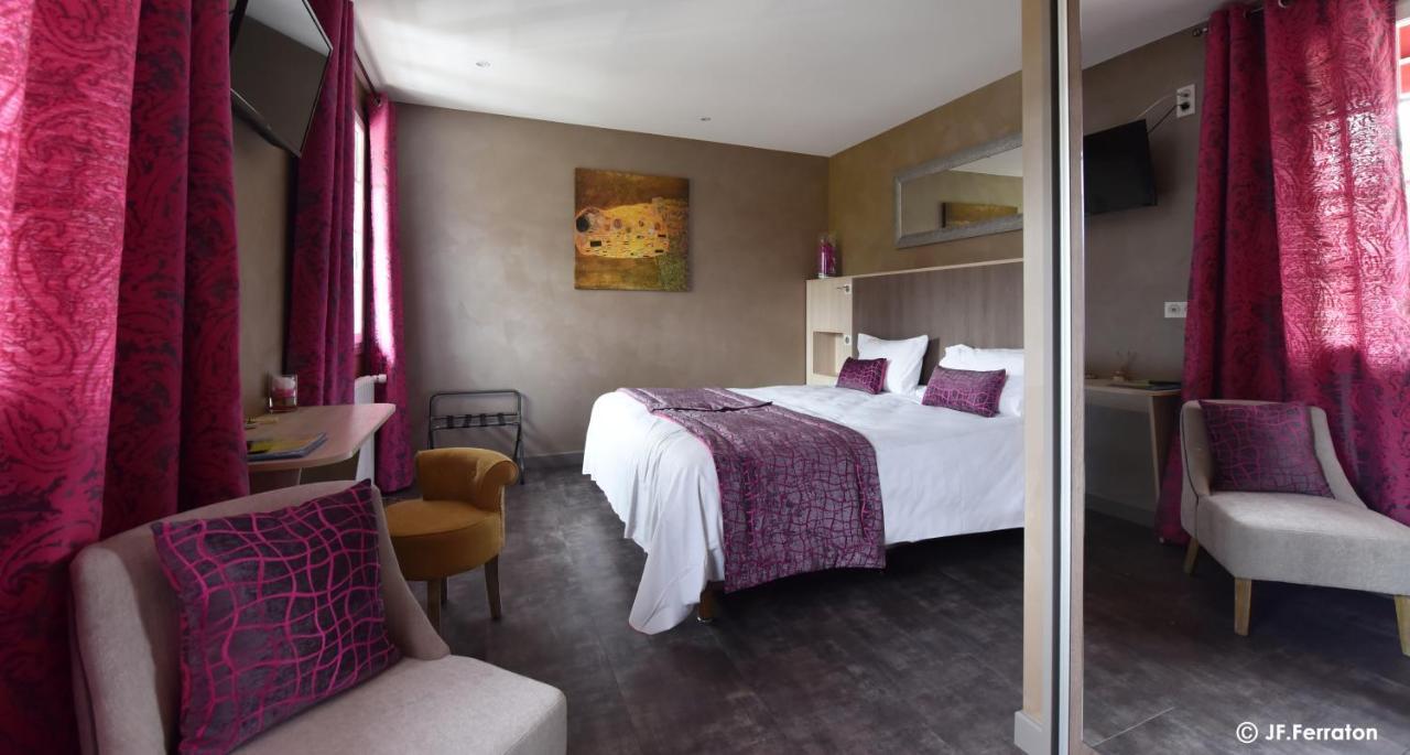 Logis Hotel Beau Site Loubaresse  Exterior photo
