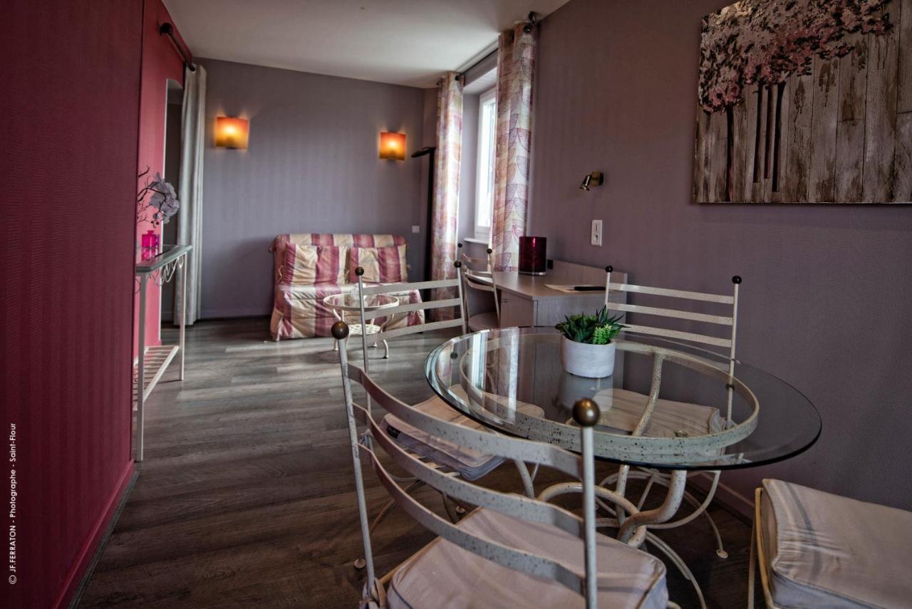 Logis Hotel Beau Site Loubaresse  Exterior photo