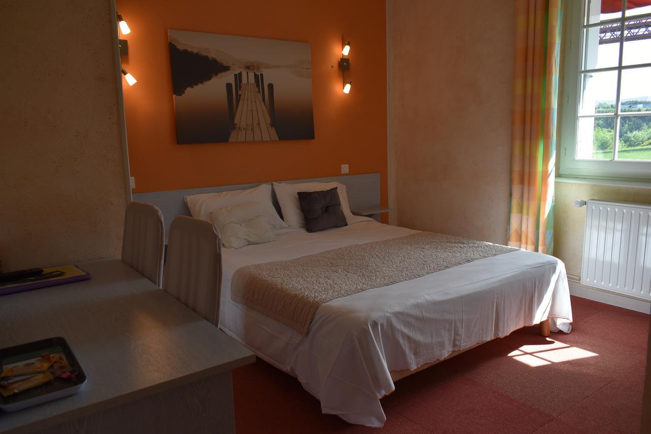 Logis Hotel Beau Site Loubaresse  Exterior photo